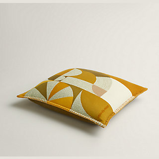 Cheval Natte pillow | Hermès USA